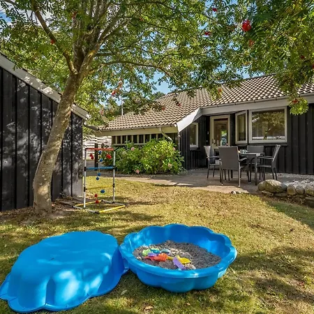 Margrethe - 600m From The Sea By Interhome * Ebeltoft