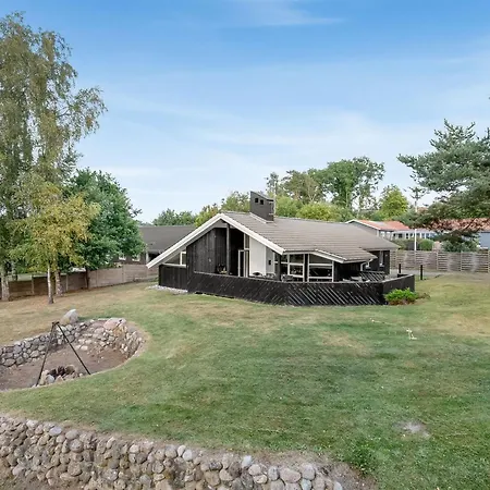 Vakantiehuis Margrethe - 600m From The Sea By Interhome